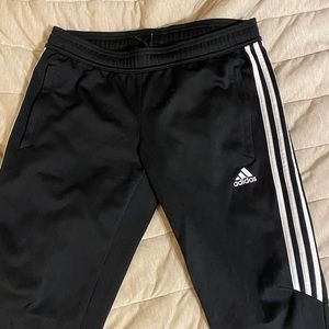 ADIDAS BARELY WORN JOGGERS